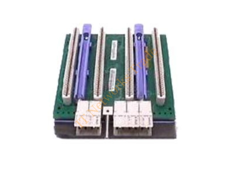 00P5684 IBM 4-Slot SCSI-Ultra320 Disk Backplane (CCIN 28D2) Server Accessory