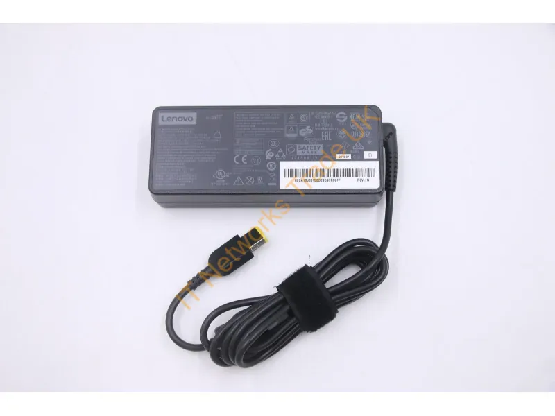 00PC758 - Lenovo AC Adapter 20V 4.5A 90W includes power cable