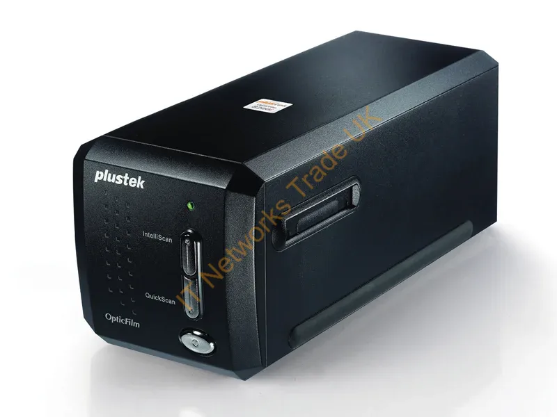 0226UK - Plustek OpticFilm 8200i SE Film/slide scanner 7200 x 7200DPI Black