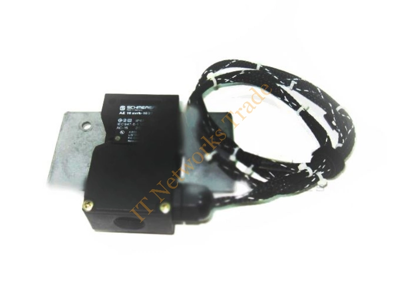 35L1725 IBM 3584 Door Interlock Assembly Z7 Server Accessory