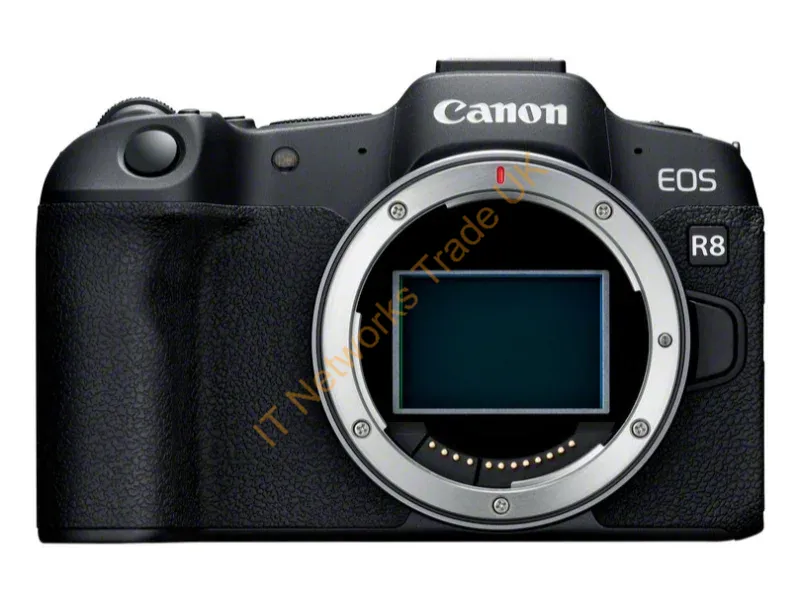 5803C013 - Canon EOS R8 + RF 24-50mm F4.5-6.3 IS STM Kit