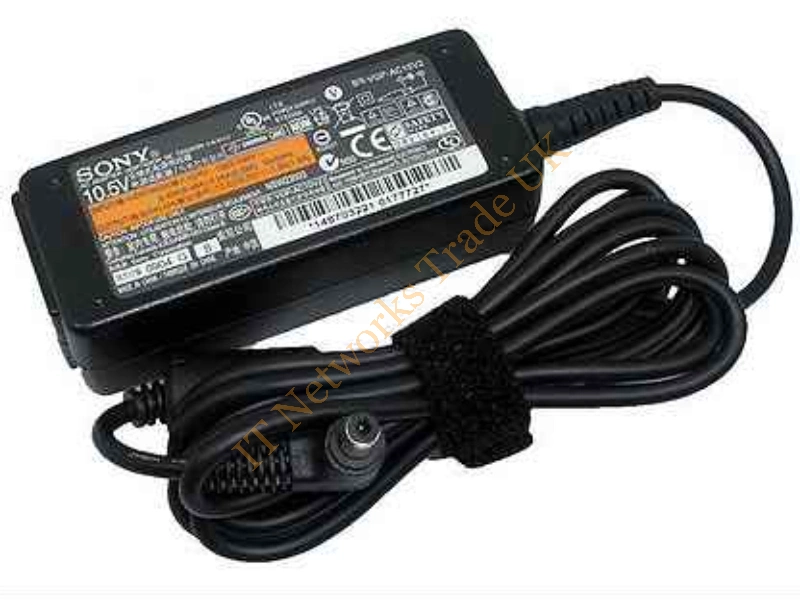 684079-002 Intel 100-250V 0.5A Output 5V 1.5A AC Adapter Power Adapter