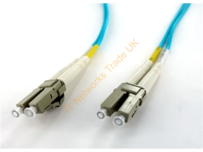 AXG94379 - Axiom 4M, Lc-Lc Infiniband/Fibre Optic Cable 157.5" (4 M) Blue