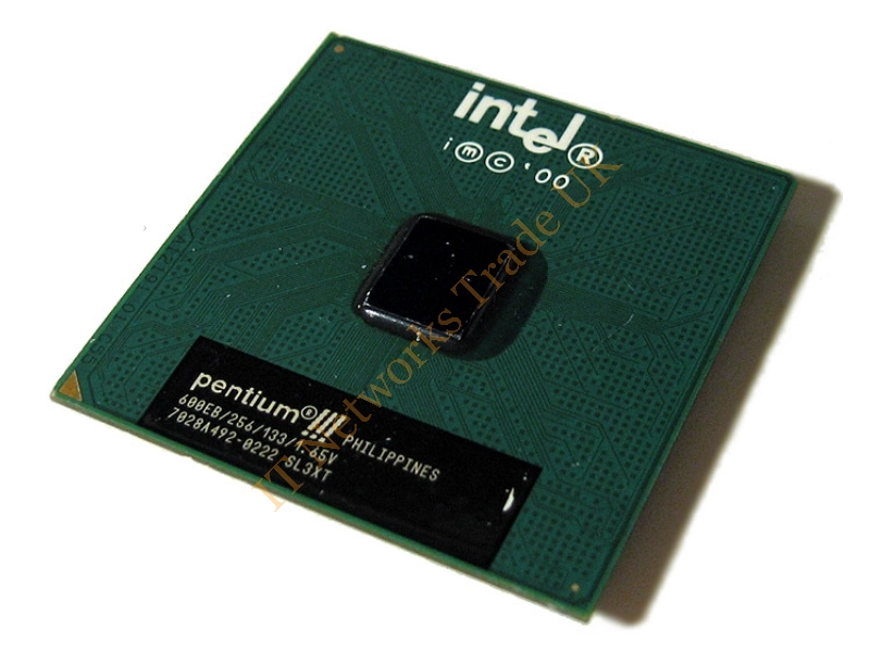 BX80526F600256E Intel Pentium III 600MHz 133MHz FSB 256KB L2 Cache Socket 370 Retail Processor