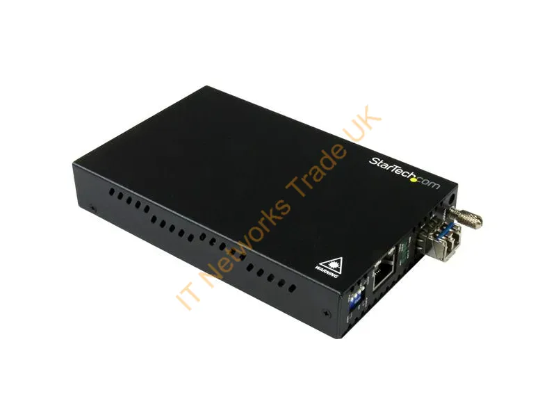 ET91000SM20 - StarTech.com Gigabit Ethernet Copper-to-Fiber Media Converter SM LC 20 km Networking