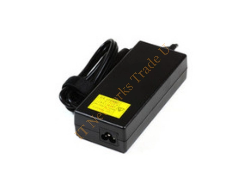 P000569900 - Toshiba P000569900 Indoor 120W Black power adapter/inverter