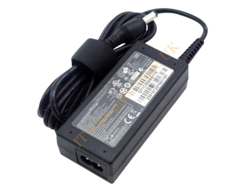P000604900 Toshiba Laptop 45W AC Adapter for Satellite L55-B5276 Power Adapter
