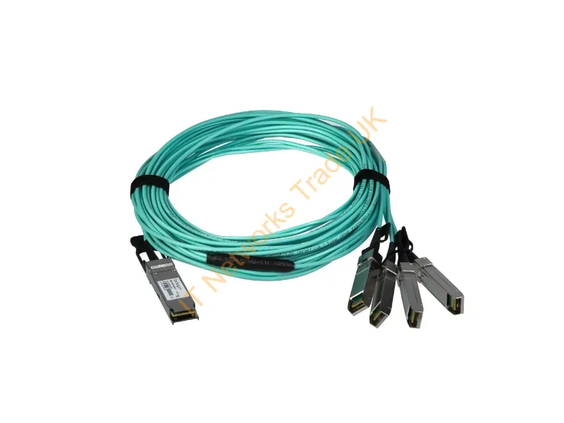 StarTech.com Cisco QSFP-4X10G-AOC7M Compatible QSFP+ to 4x SFP+ 7 m (23 ft.) Fiber Optic Cables