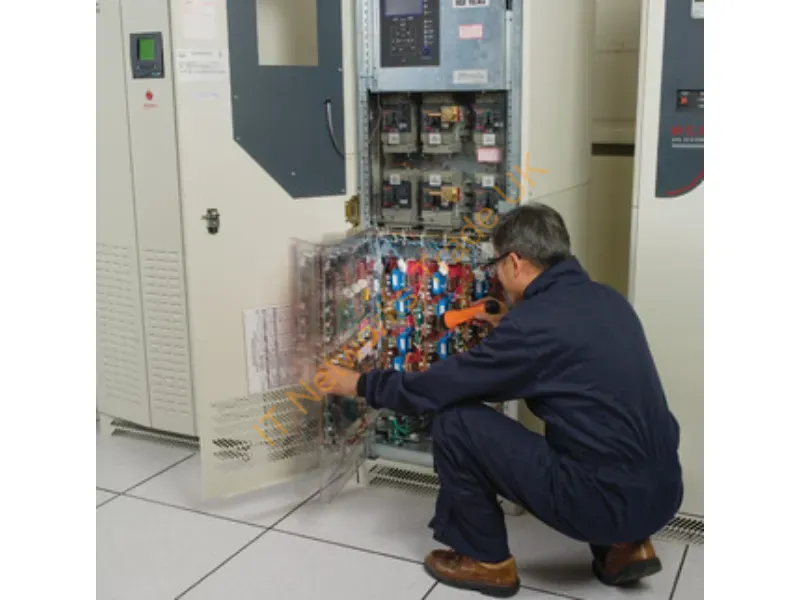 WADVULTRA-EZ-15 - APC Advantage Ultra Service Plan Extended service agreement parts and labour (for UPS and power devices) 1 year on-site business hours response time: NBD for P/N: E3SUPS10K3I, E3SUPS10K3IB, E3SUPS15K3I, E3SUPS15K3IB, E3SUPS15KHB1, E3SUPS15KH